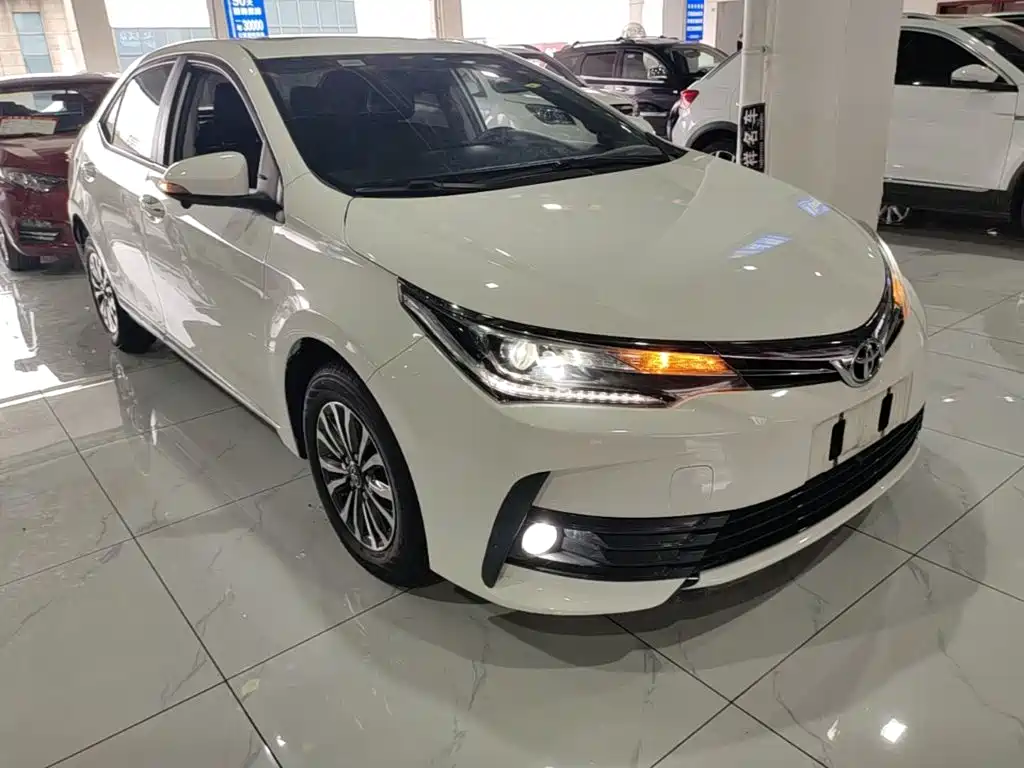 Toyota Corolla 2019 — фото 4