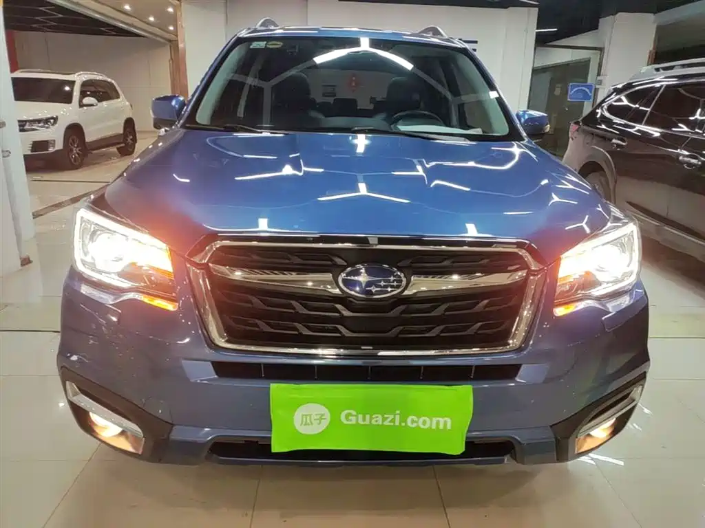 Subaru Forester 2018 — фото 3