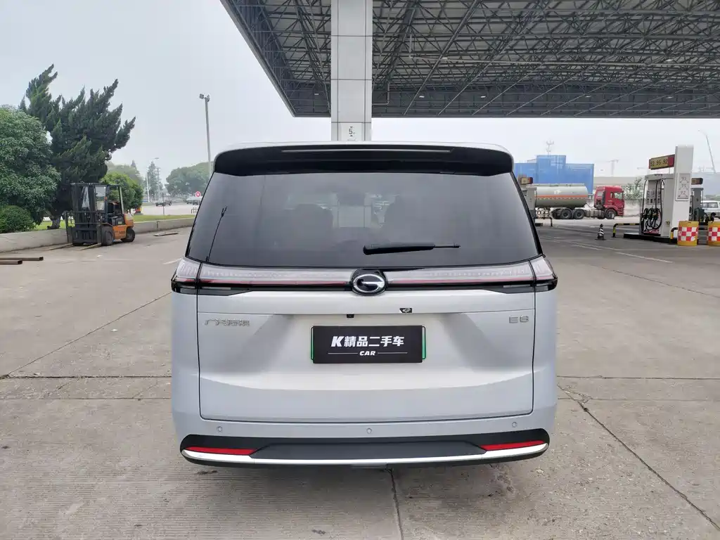 GAC Motor E8 PHEV 2024 — фото 6