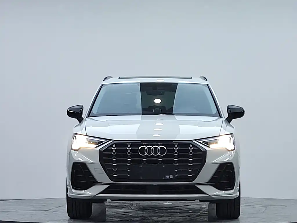 Audi Q3 2023 — фото 3