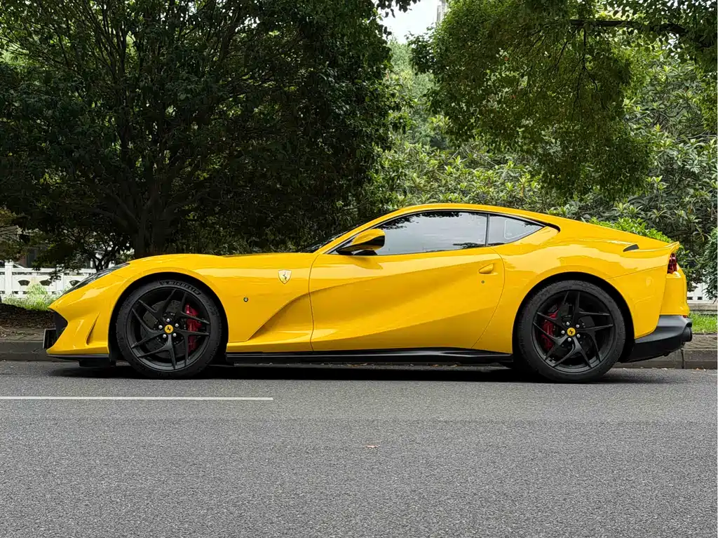 Ferrari 812 2018 — фото 7