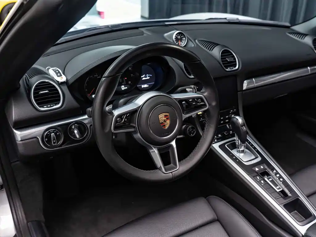 Porsche 718 2022 — фото 10