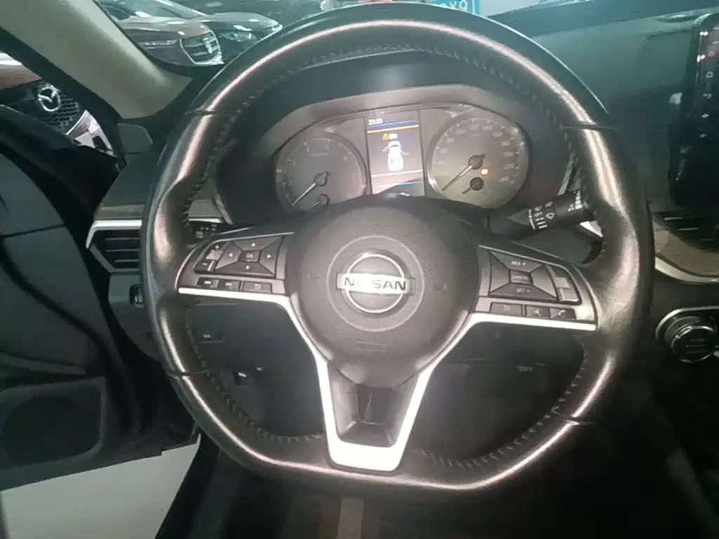 Nissan Teana 2021 — фото 11