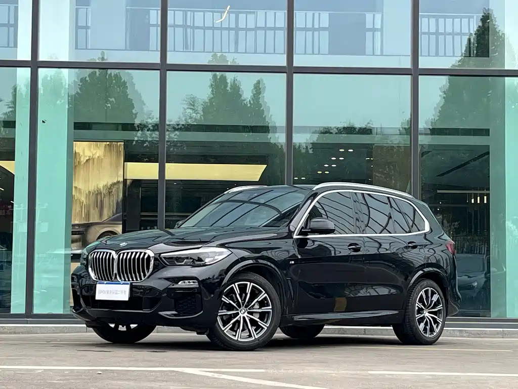 BMW X5 2020 — фото 1