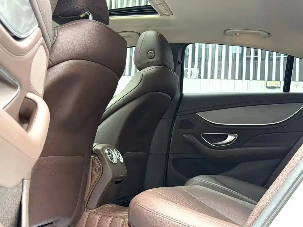 Mercedes-Benz CLS 2019 — фото 10