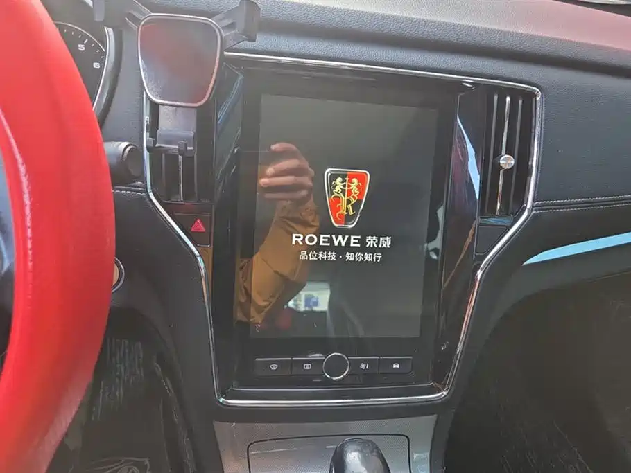 Roewe RX5 2020 — фото 13