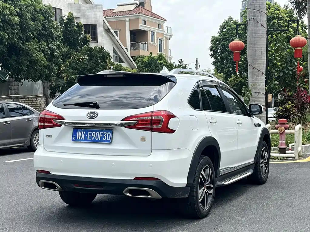 BYD Tang New Energy 2016