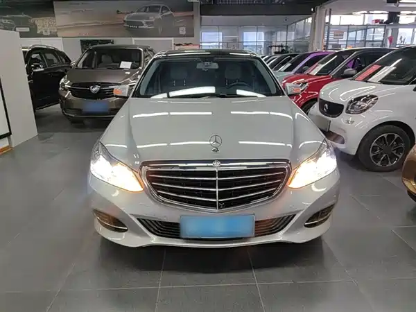 Mercedes-Benz E-Class 2015