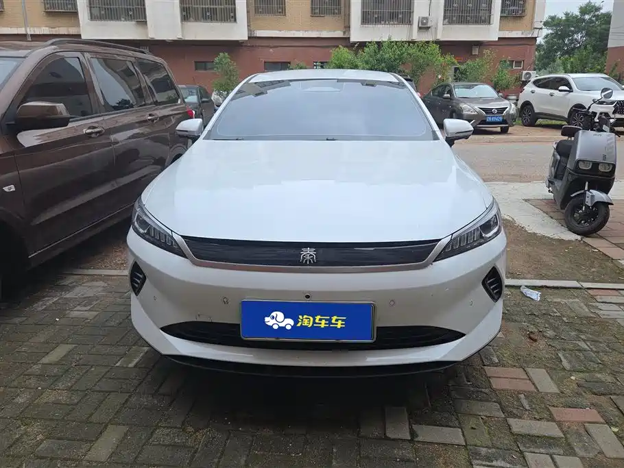 BYD Qin PLUS 2025 — фото 2