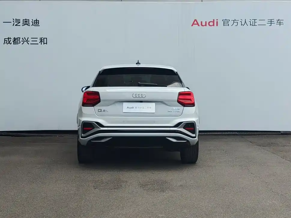 Audi Q2L 2024 — фото 5