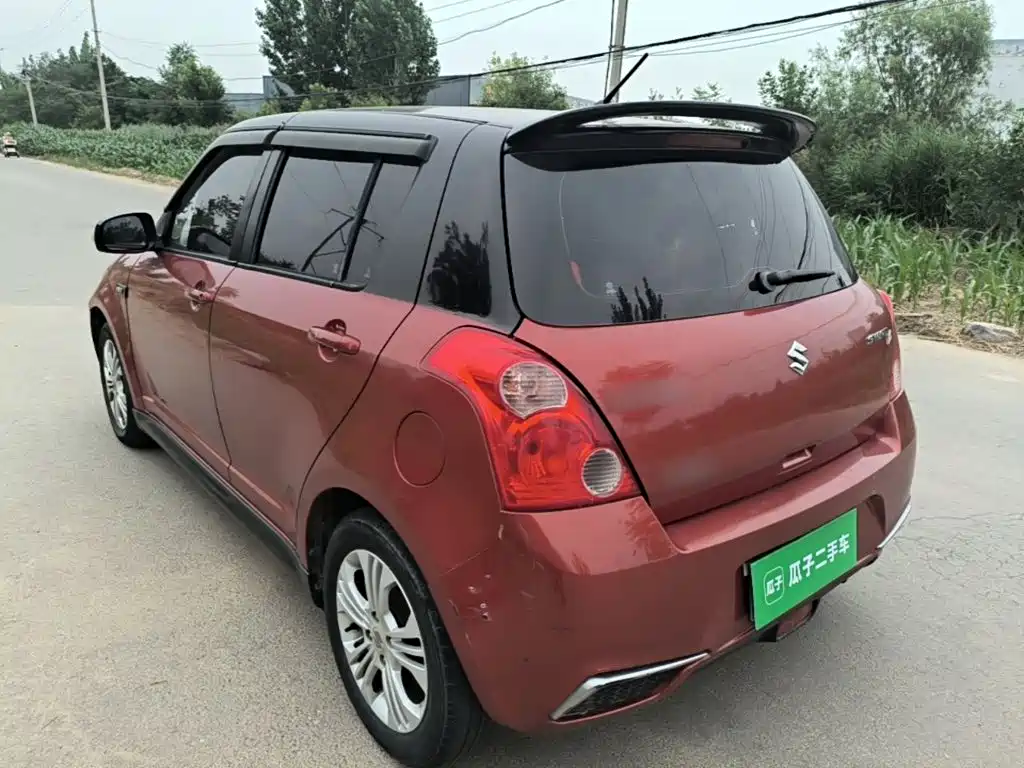 Suzuki Swift 2015 — фото 5
