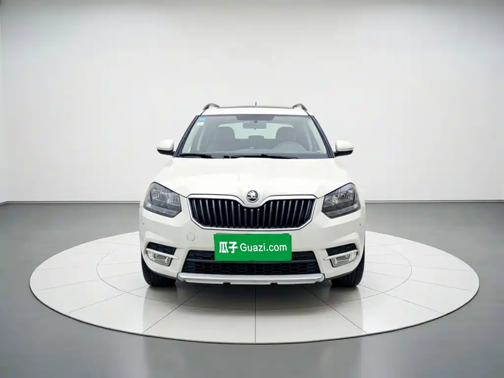 Skoda Yeti 2018 — фото 24