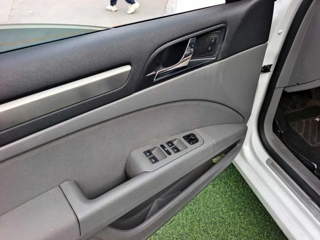 Skoda Superb 2014 — фото 10