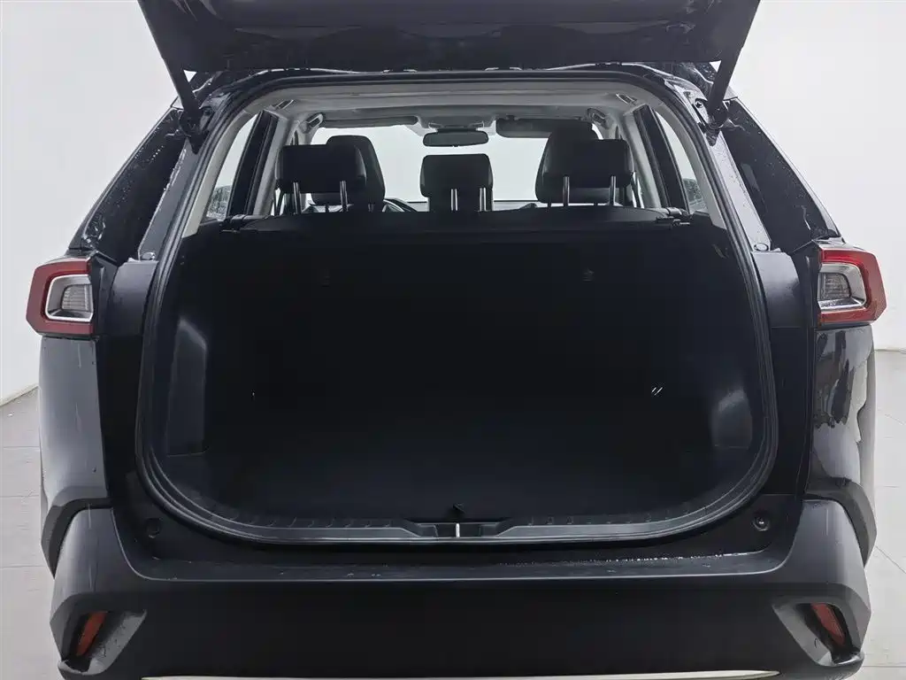 Toyota Wildlander 2022 — фото 16