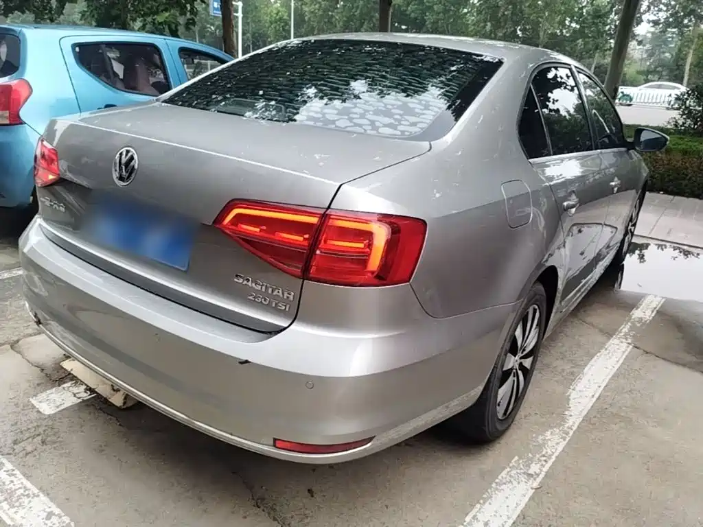 Volkswagen Sagitar 2017