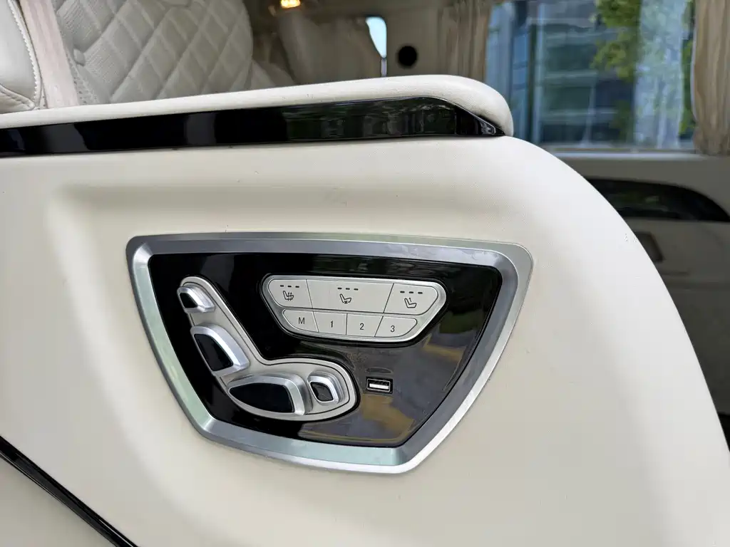 Mercedes-Benz Vito 2021 — фото 20
