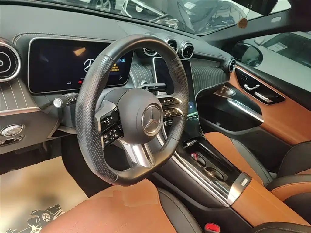 Mercedes-Benz GLC 2023 — фото 11