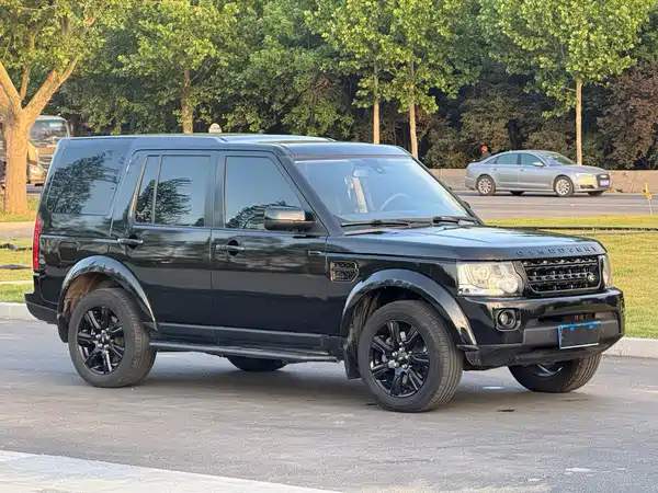 Land Rover Discovery 2013