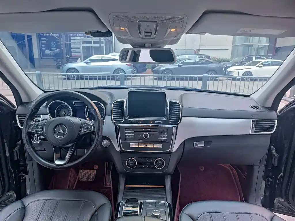 Mercedes-Benz GLS 2019 — фото 8