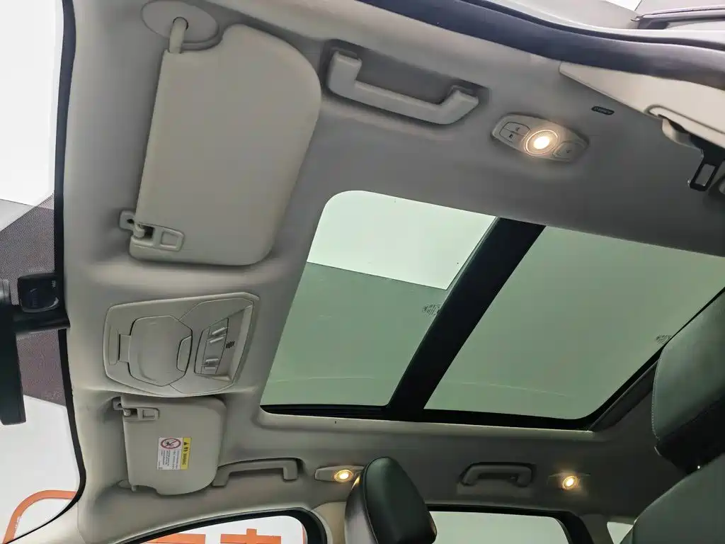 Ford Kuga 2015 — фото 14