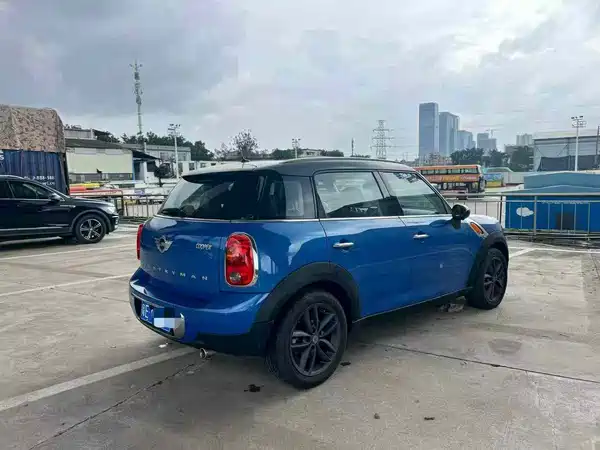 MINI Countryman 2014