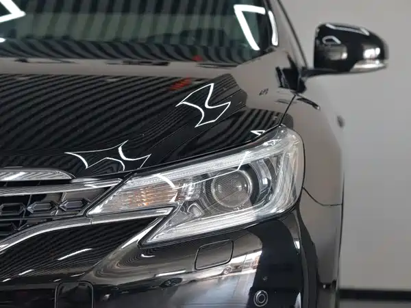 Toyota Reiz 2016