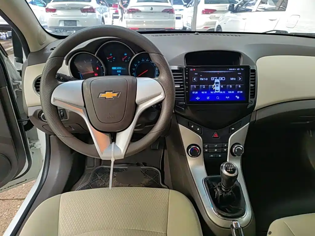 Chevrolet Cruze 2014 — фото 11