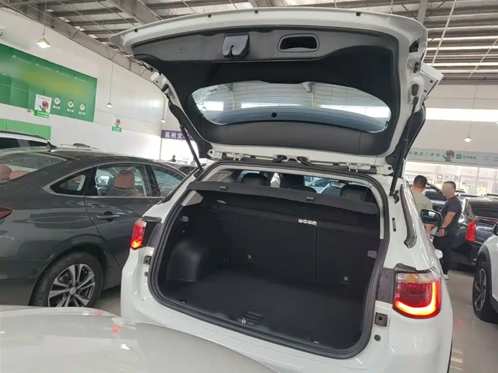 Jeep Compass 2018 — фото 19