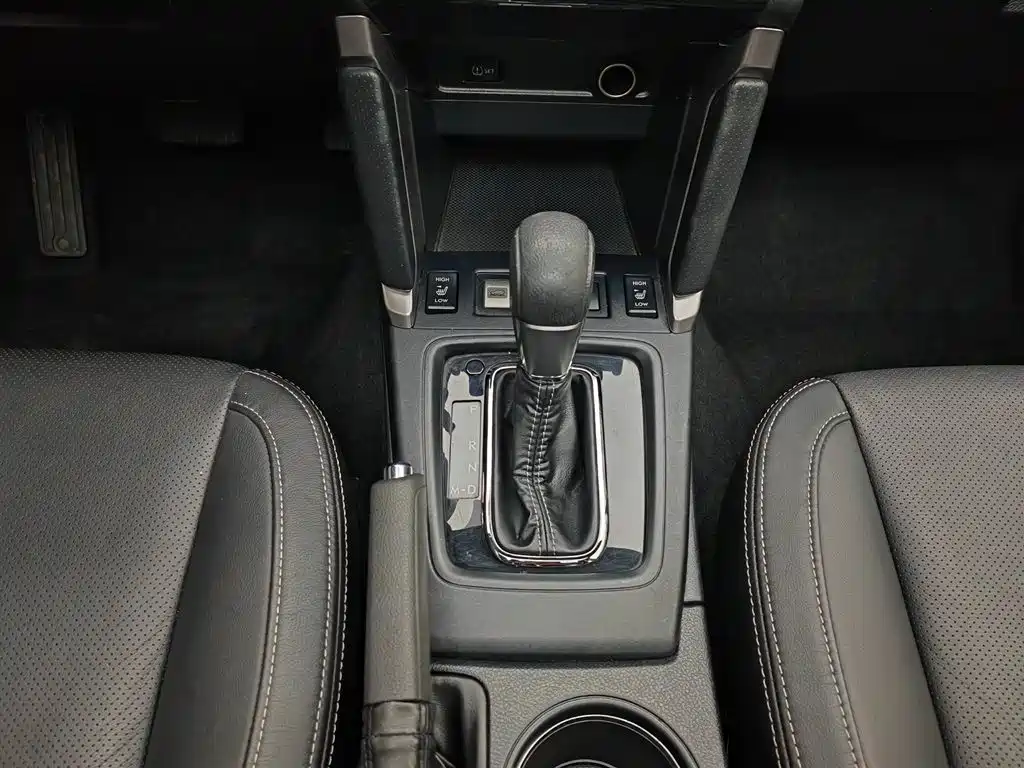 Subaru Forester 2016 — фото 13