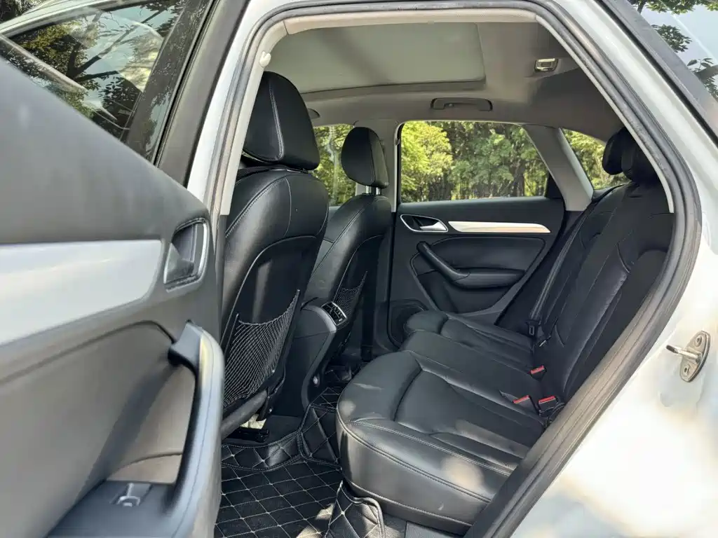 Audi Q3 2015