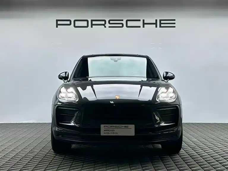 Porsche Macan 2023 — фото 2
