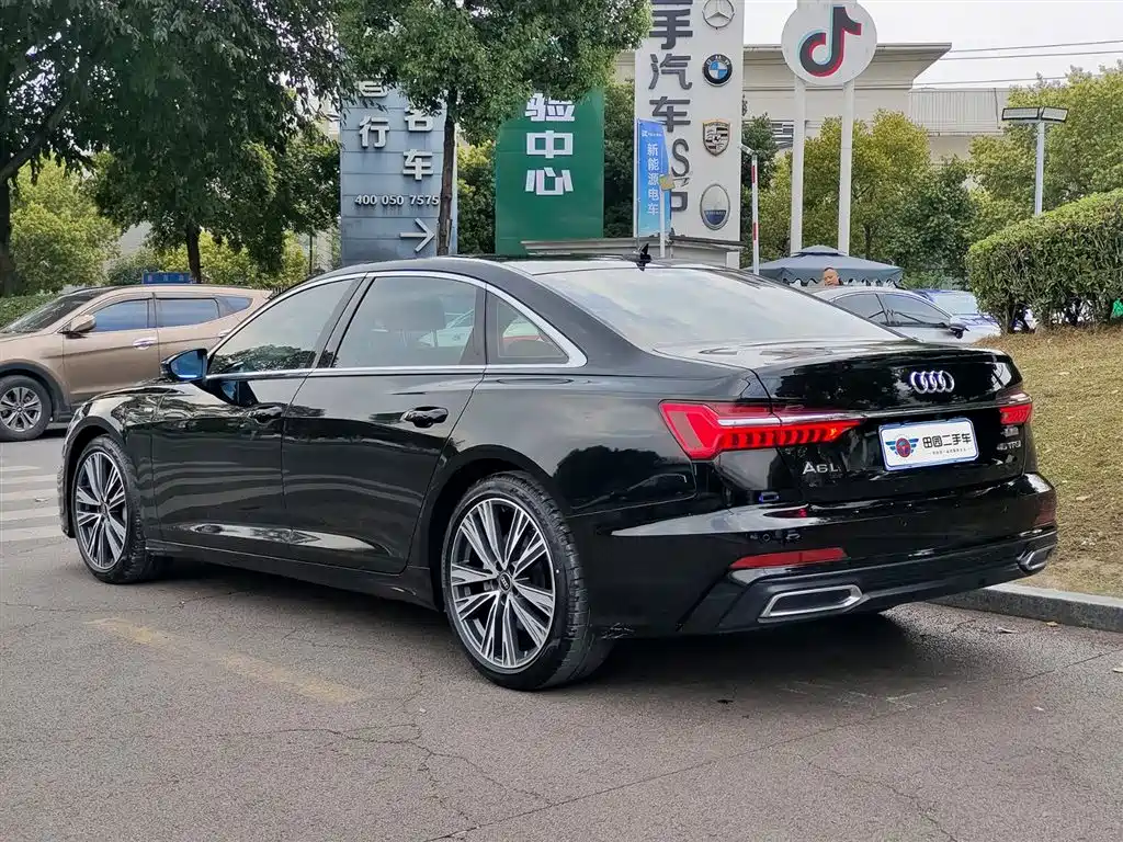 Audi A6L 2022 — фото 4
