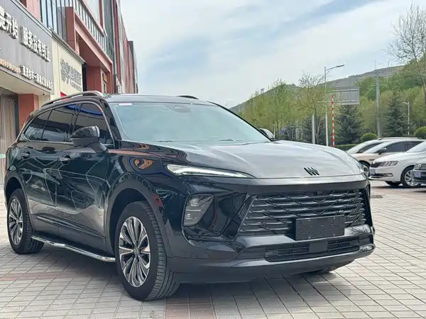 Buick Envision Plus 2025