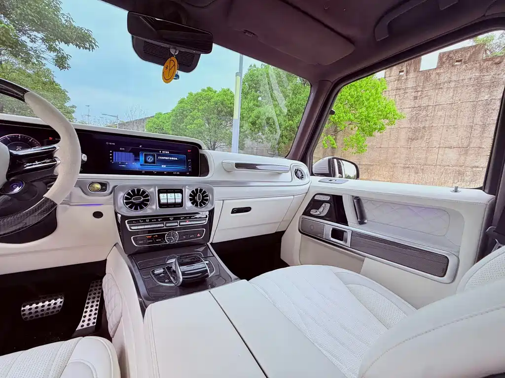 Mercedes-Benz G-Class 2019 — фото 10