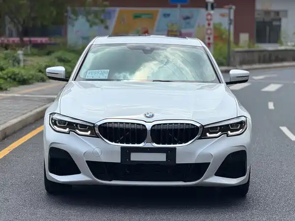 BMW 3 Series 2021