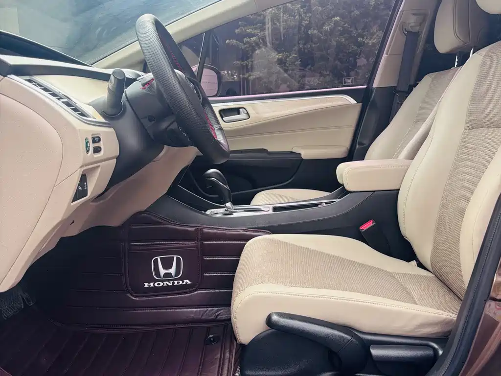 Honda Jade 2016 — фото 11