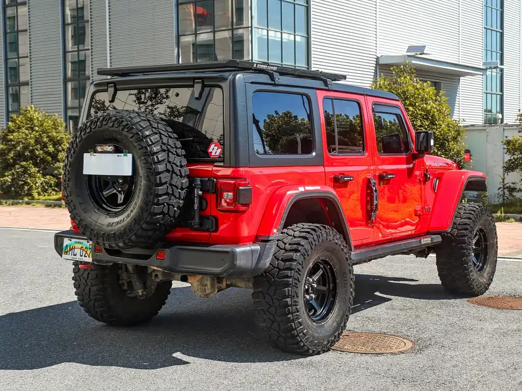 Jeep Wrangler 2022 — фото 13