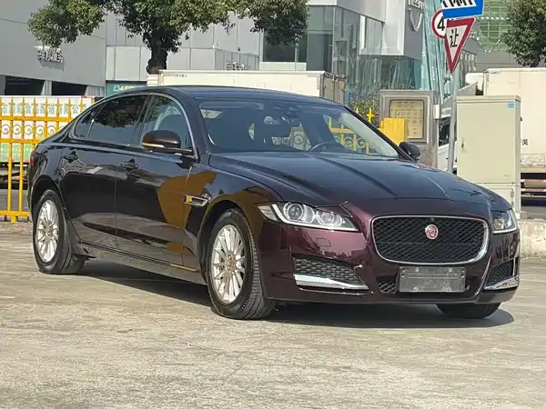 Jaguar XFL 2017
