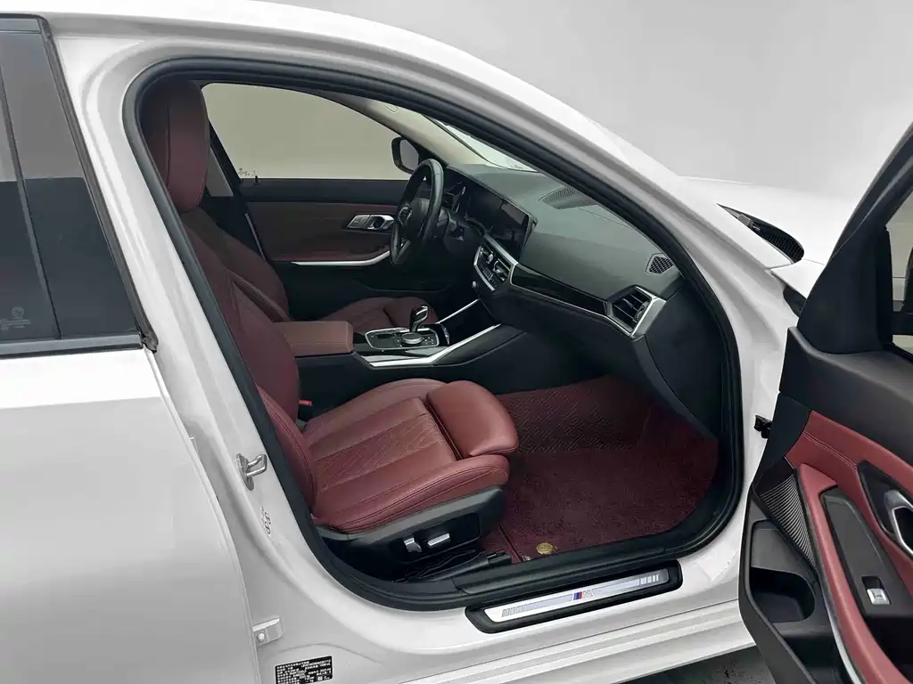 BMW 3 Series 2022