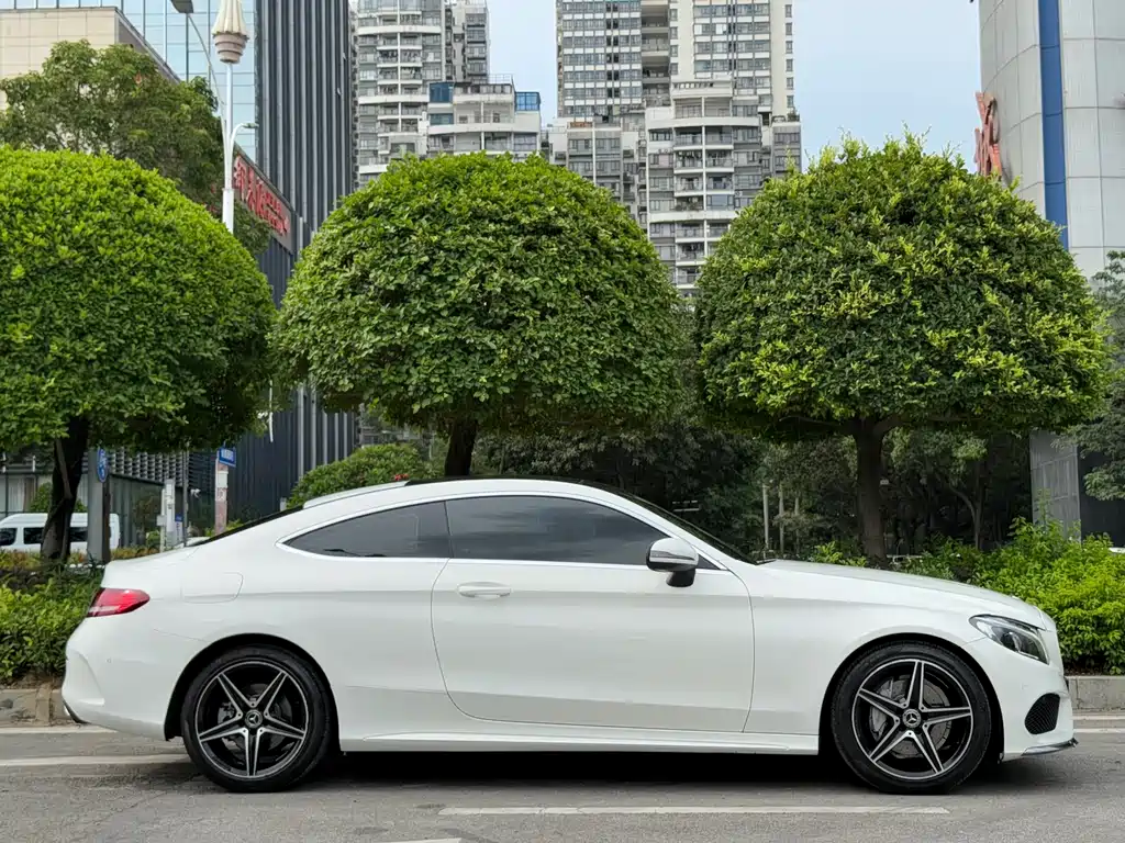 Mercedes-Benz C-Class 2018 — фото 7
