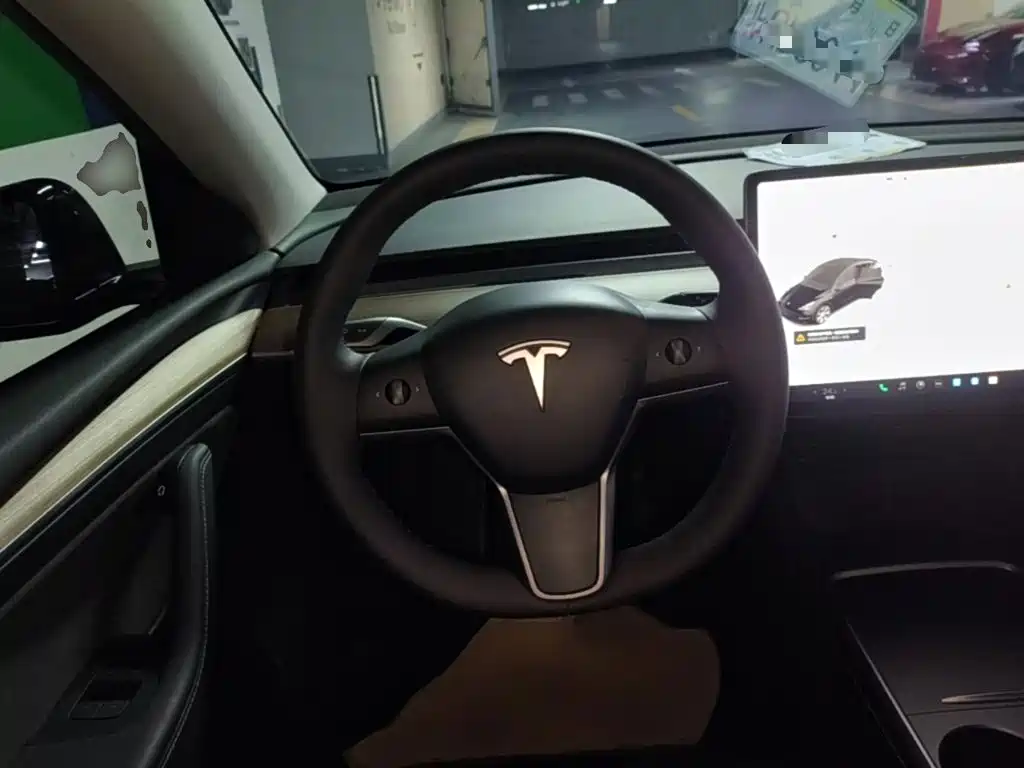 Tesla Model Y 2021 — фото 11