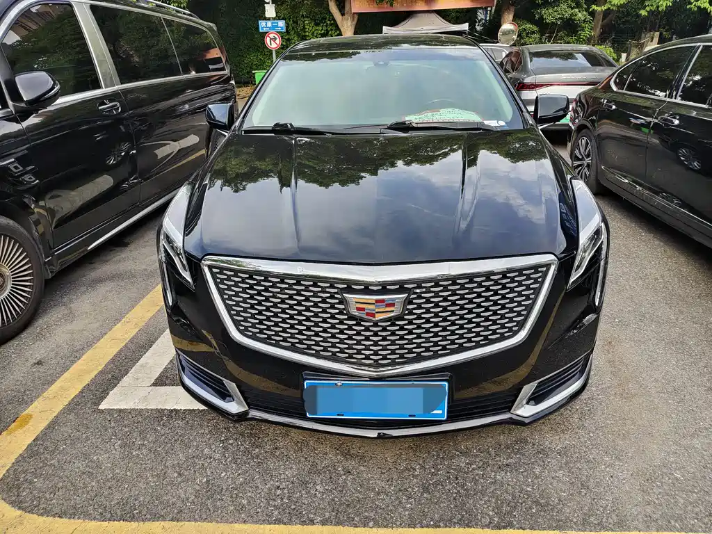 Cadillac XTS 2019 — фото 2