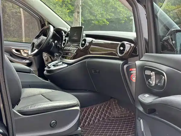 Mercedes-Benz V-Class 2019