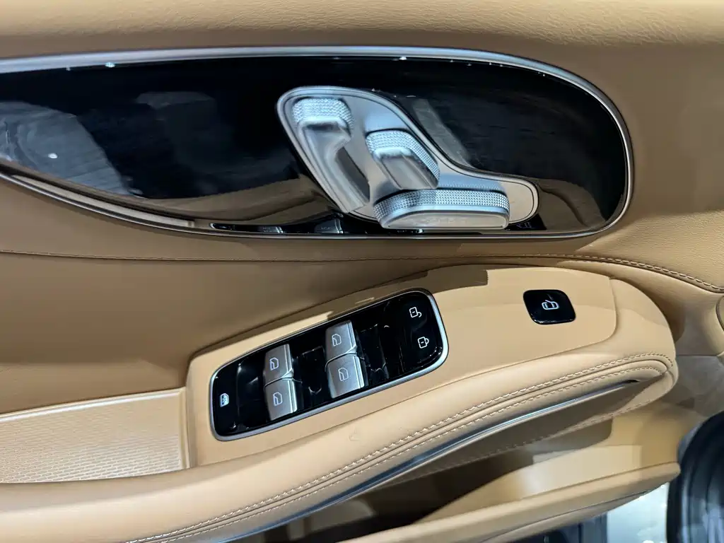 Roewe Feifan R7 2025 — фото 20