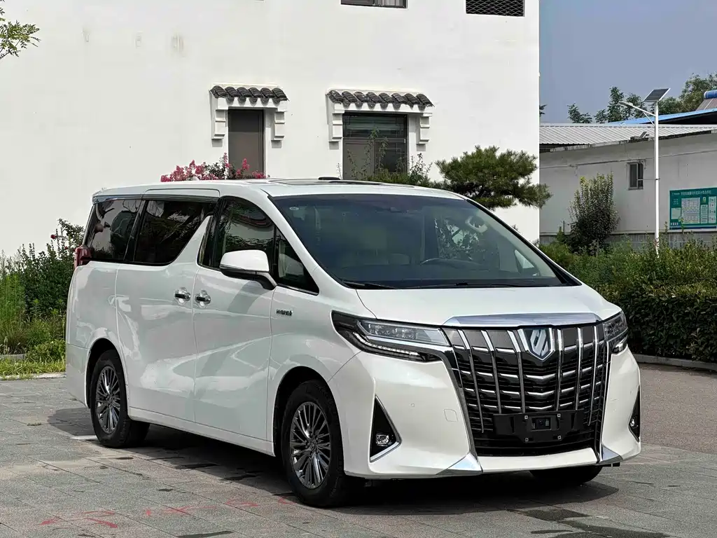 Toyota Alphard 2021 — фото 3