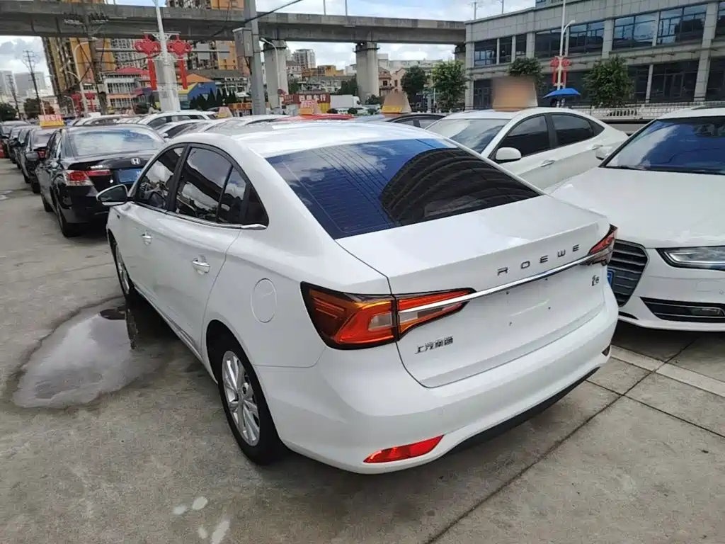 Roewe i5 2020
