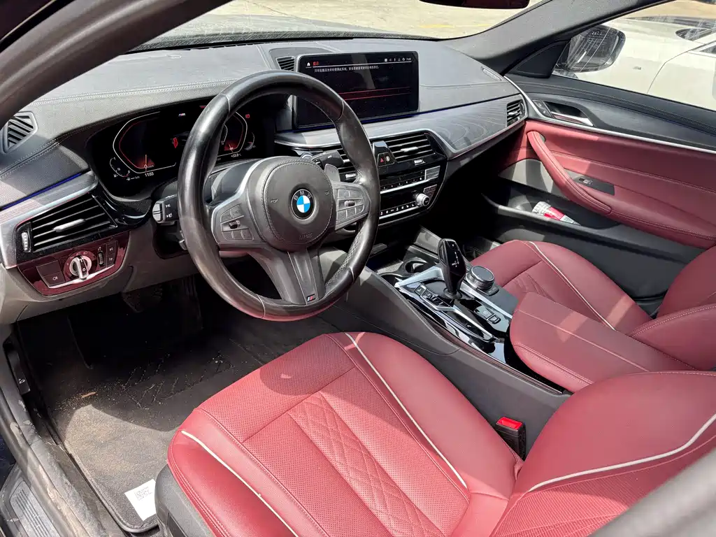 BMW 5 Series 2023