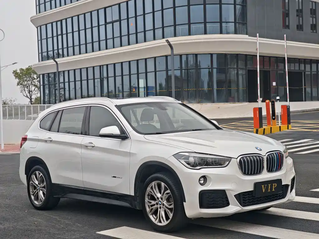 BMW X1 2018 — фото 3