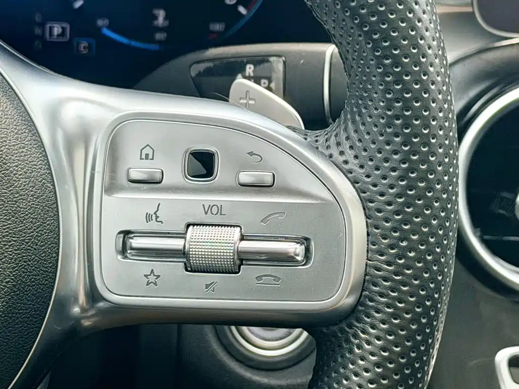 Mercedes-Benz C-Class 2021 — фото 28