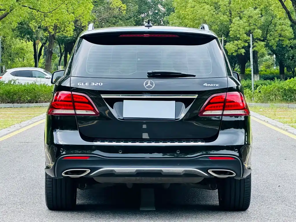 Mercedes-Benz GLE 2019 — фото 9